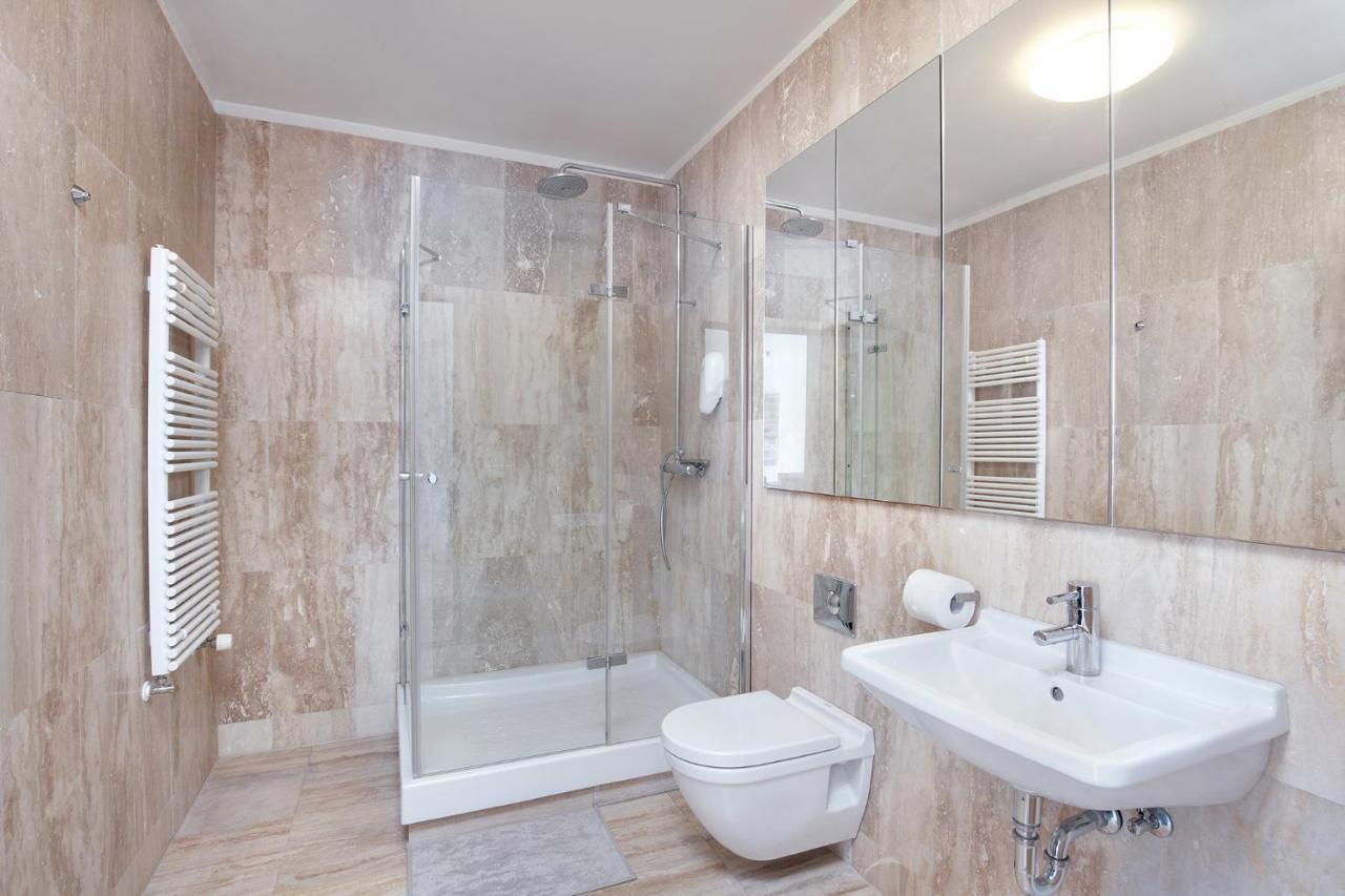 Penthouse On The Main Shopping Street Appartement *