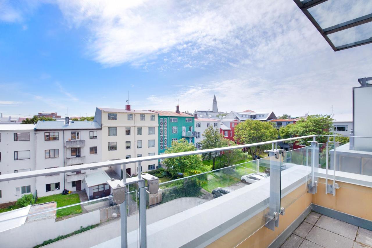 Penthouse On The Main Shopping Street Appartement